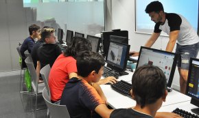 S'imparteix un taller de disseny i impressió 3D per als més joves a l'Ateneu Juvenil