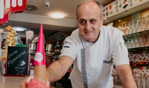 El cambrilenc Antonio Sirvent és reconegut con un dels gelaters més influents, segons «Arte Heladero»