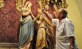 Es restauren les imatges dels altars de l'església de Santa Maria així com la figura de la Mare de Déu del Camí