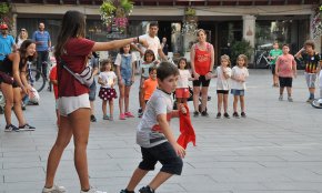 Les entitats festives organitzen una tarda de jocs tradicionals per a la canalla