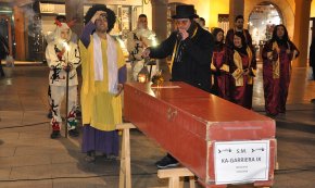 El Ka-Garriera IX no sobreviu a un accident laboral i amb el seu funeral es tanca el Carnaval 2018