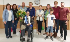 Atenodoro Gaisan rep la felicitació de l'Ajuntament amb motiu del seu centenari