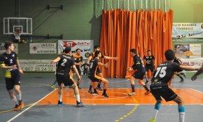 El CH Cambrils suma la primera victòria de la temporada, a casa contra l'Handbol Sant Vicenç