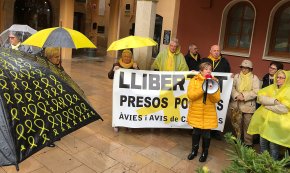Avis i Àvies, una concentració marcada per la pluja