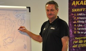 Albert Puig fitxa com a primer entrenador de l'Albirex Niigata japonès 