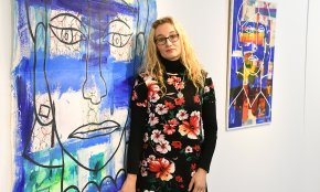 La mirada femenina, protagonista de l'exposició «Feminae» de Sílvia Alcalà, a la sala Àmbits