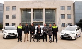 La Policia Local de Cambrils estrena tres nous vehicles híbrids 