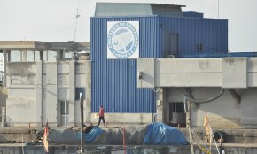 S'aprova la subvenció anual a la Confraria de Pescadors amb discrepàncies en el procediment tècnic