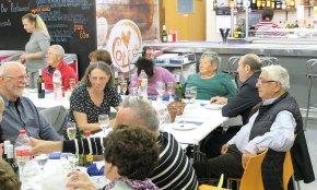 L'Associació de veïns del barri de la Llosa celebra el seu tradicional sopar de Nadal