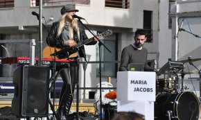 La música de Maria Jacobs s'afegeix a la campanya «Regala't Cambrils»