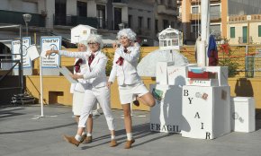 La plaça del Pòsit acull l'espectacle d'animació infantil «Post»
