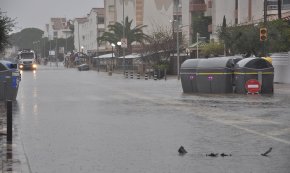 La part baixa de Vilafortuny continua inundada