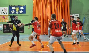 El CH Cambrils trenca la seva ratxa de nou jornades consecutives sense perdre