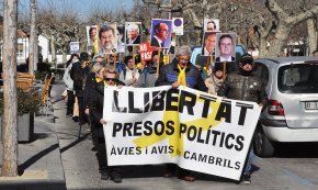 Ni la ventada atura els Avis i Àvies en la seva reivindicació per la llibertat dels presos polítics