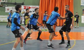 El CH Cambrils trenca la seva excel·lent ratxa de victòries amb una derrota a la pista de l'Escola Pia Granollers