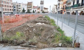 Es reprenen les obres de l'hotel del Pòsit que podrien no aturar-se durant l'estiu