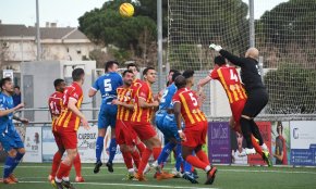 La Federació Catalana de Futbol dóna per finalitzades les competicions de futbol i de futbol sala