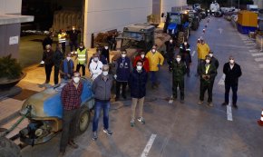 Els pagesos de Vila-seca realitzen tasques de desinfecció dels carrers del municipi