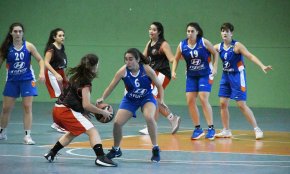 L'Ajuntament s'adhereix a la campanya de promoció de l'esport femení «#ThoEstasPerdent»