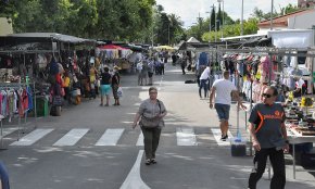 El mercadet ambulant reobre amb gairebé totes les parades, tres mesos després