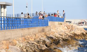 Es reobre la passarel·la del far vermell, tancada des de l'inici de l'estat d'alarma