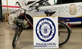 La Policia Local recupera un ciclomotor històric "Velosolex", robat fa dos anys d'un pàrquing comunitari