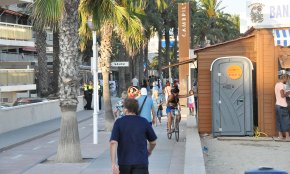 Un agent dels Mossos fora de servei deté una persona per robar una motxilla a la platja del Cap de Sant Pere