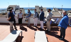 Es posen en marxa els Apartaments Cambrils Chic, a la plaça de l'Església de Sant Pere