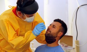 Catalunya suma 1.342 nous casos confirmats per PCR i 8 morts, amb velocitat de contagi i risc de rebrot estables