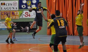 El CH Cambrils cau derrotat a la pista de l'Handbol Manyanet i ja no té opcions d'ascens