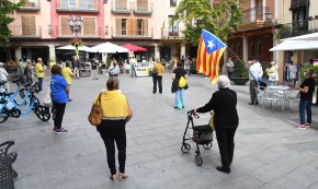 Nova concentració dels Avis i Àvies, aquest cop sense cap intent de boicot