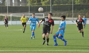 El Cambrils Unió goleja a la Floresta i es col·loca líder del grup