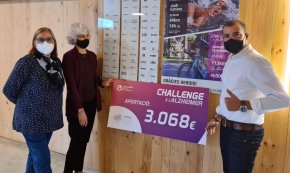 El triatleta Juanan Fernández recapta 3.068 euros en el seu repte solidari Challenge x l'Alzheimer