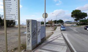 150 metres de passeig litoral pendents d'arranjar des de fa 12 anys
