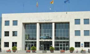 El PSC lamenta que el govern municipal hagi tardat dos anys en apartar un conserge del seu lloc de treball investigat per assetjament