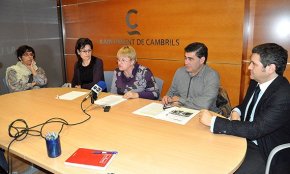 L'oposició critica les "mentides" i el "menyspreu a la ciutadania" de Salvador Matas en el cas de l'Escola d'Adults