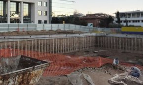 INNOCENTADA: Es descobreix l'esquelet complet d'un dinosaure a les obres del pàrquing de l'Ajuntament