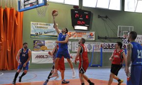El CB Cambrils s'imposa al CB Montblanc en un darrer quart molt intens