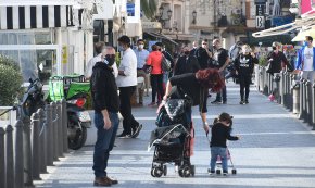L'índex de risc de rebrot de covid-19 a Cambrils se situa en un nivell «alt» després de moltes setmanes en risc «molt alt»
