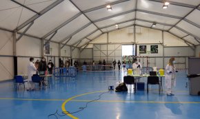 Un total de 1.972 persones han rebut la primera dosi de la vacuna contra la covid-19 i 685 ja han rebut la segona dosi a Cambrils