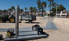 S'inicia el condicionament de les platges de cara a la Setmana Santa