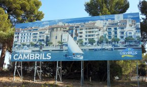 S'instal·la un nou cartell de benvinguda a Cambrils a l'accés per l'N-340 des de Mont-roig del Camp