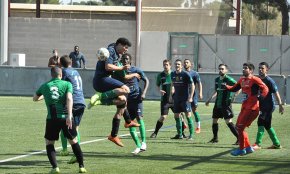 Treballada victòria del Marina Cambrils, a casa, contra el Racing Bonavista