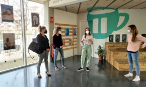 S'inaugura l'exposició de la fotògrafa Elena Aguirre a l'Ateneu Juvenil