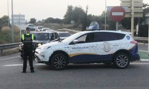 La Policia Local interposa 17 denúncies per incomplir el toc de queda nocturn i 5 més per no respectar la bombolla de convivència