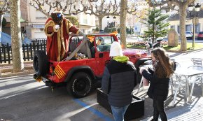 L'AAA La Salle lliura a la Marató de TV3 els 1.630 euros recaptats el dia de Reis