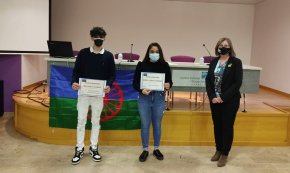  L'Ajuntament  homenatja a l'alumnat de la comunitat gitana que ha acabat els estudis d'ESO 