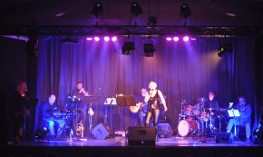 Els Oncle's Band presenten l'espectacle «Lletra i música...», un espectacle de música, cançons i literatura