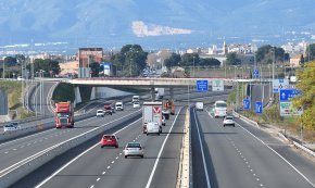 Els Mossos d'Esquadra detenen un home a l'entrada de Cambrils per conducció temerària i donar positiu en alcohol i drogues    
