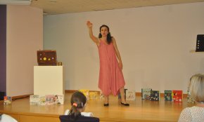 El Centre Cultural acull una sessió de «Contes musicals» amb Gisela Llimona, on música i contes es donen la mà